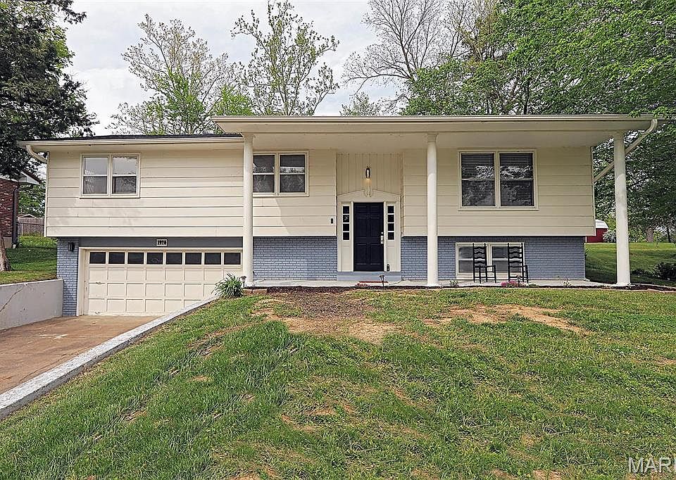 1st image of 1920 Weissinger Ln E