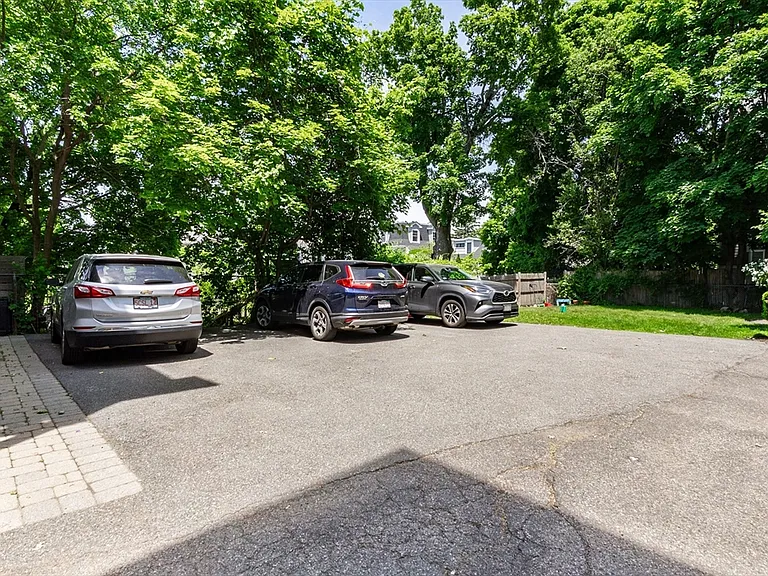 279 Concord Ave #2G — Photo 22