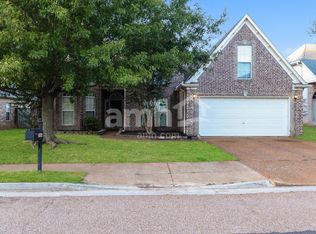 5664 Tulip Grove Dr, Memphis, TN 38135