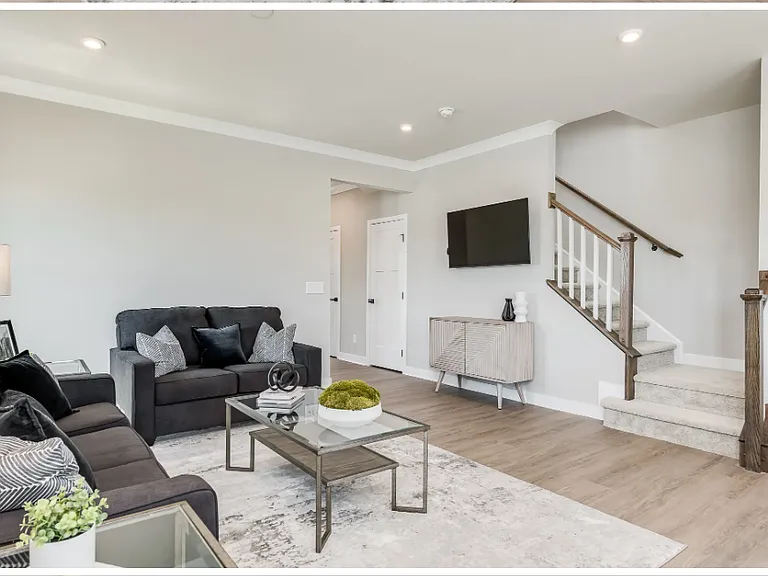336 Lograto Ln #1 — Photo 7