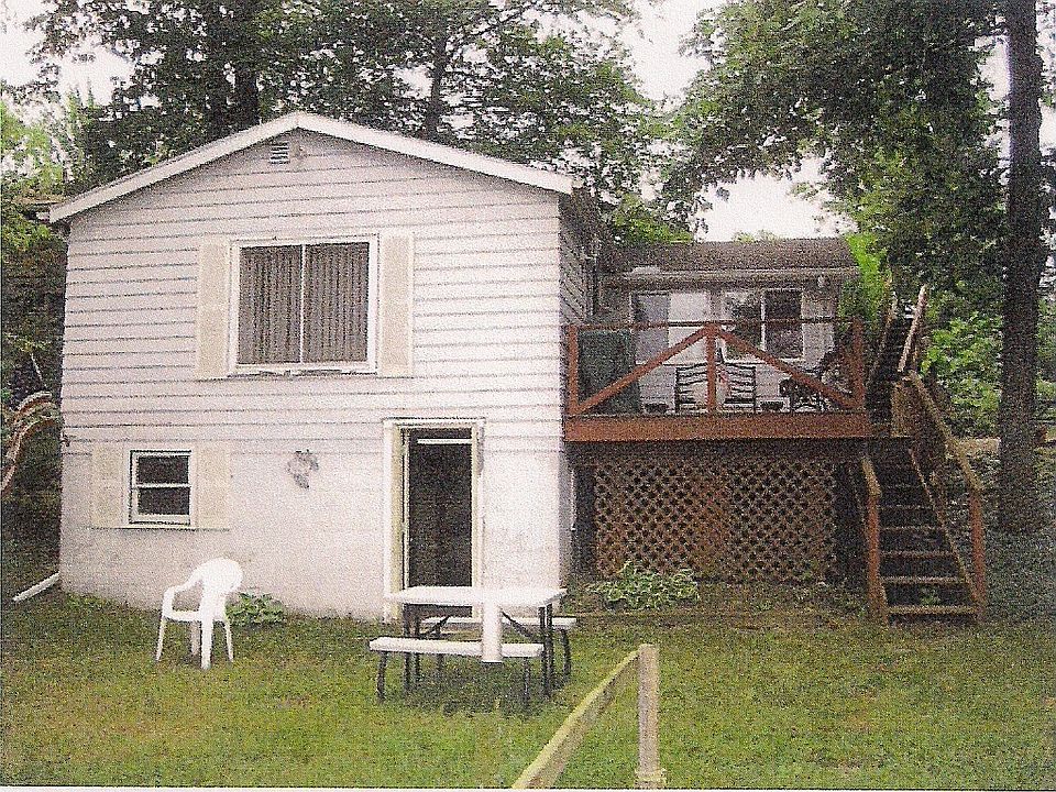 1st image of 14054 Lakeshore Dr
