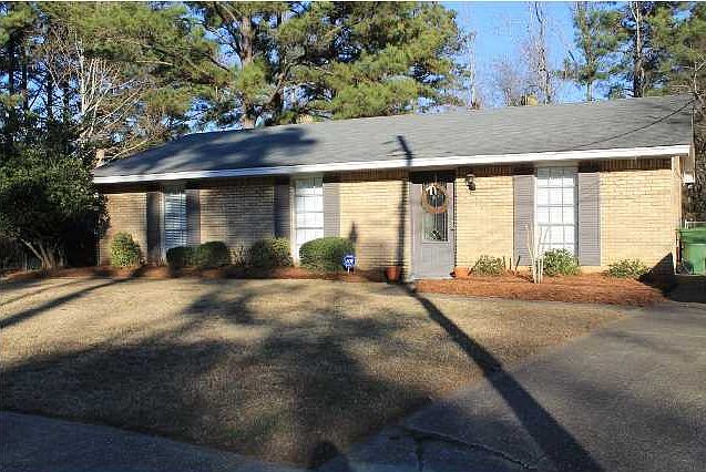 1st image of 6638 Pinebrook Dr