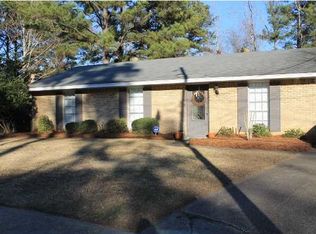 6638 Pinebrook Dr, Montgomery, AL 36117