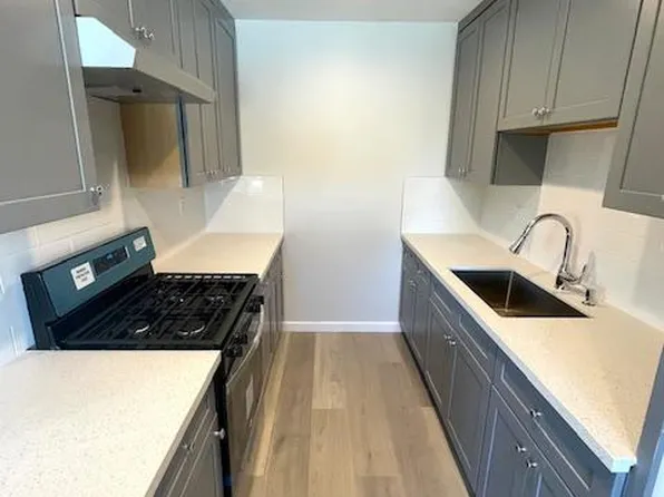 00-1614 N Henderson Ave #10, Long Beach, CA 90813
