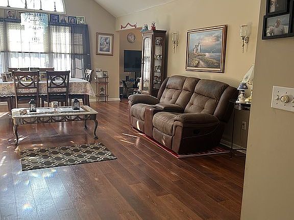 Living /Dining Room Combo