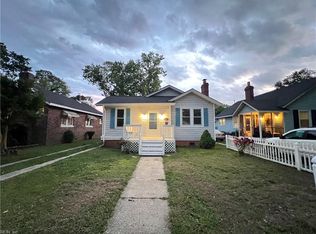 221 Apple Ave, Hampton, VA 23661
