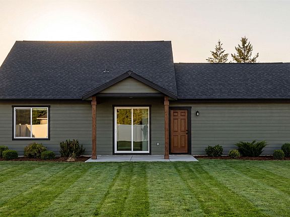 5th image of 2060 Bluegrass Ave