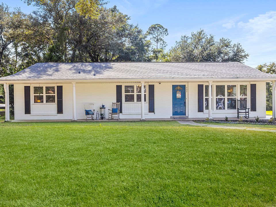1st image of 757 Glen Valley Way