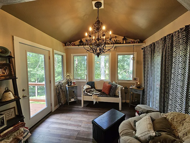 30 Austin Hts — Photo 9