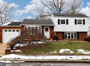 6 Marcia Dr, Hamilton, NJ 08610