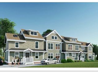 10 Pillion Ct, Newton, MA 02460