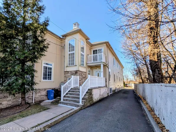 340 Union Ave #A, Staten Island, NY 10303