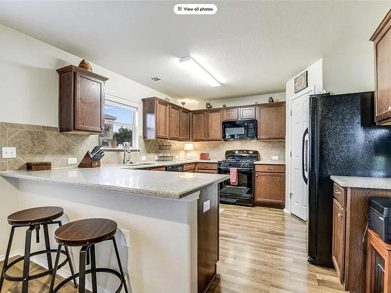 5522 Zachary Scott St — Photo 11