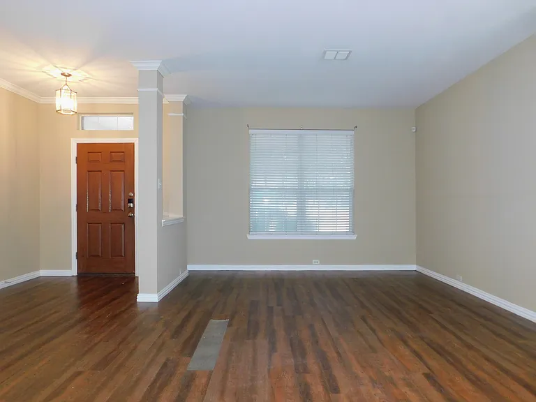 316 Hummingbird Dr — Photo 6