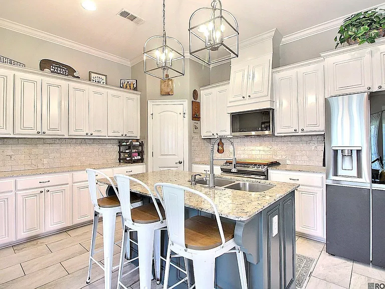 9953 Langston Dr — Photo 10