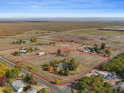 25523 E Groves Rd, Farmington, CA, 95230