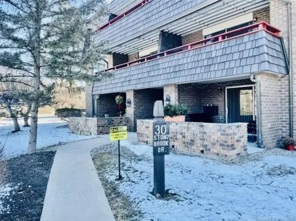 30 Stony Brook Dr APT A4, Glastonbury, CT 06033