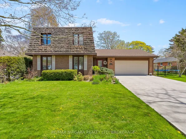 17 Walnut St, Pt Colborne, ON L3K 2T7