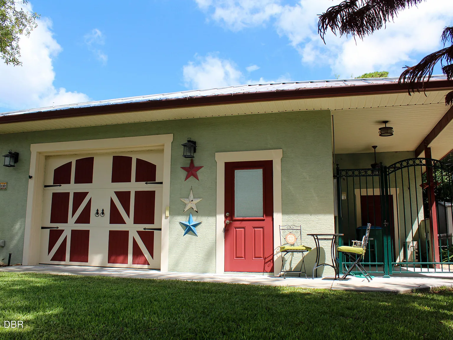 3 bed, 2.5 bath, 2574 sqft, $4,500 — Photo 3