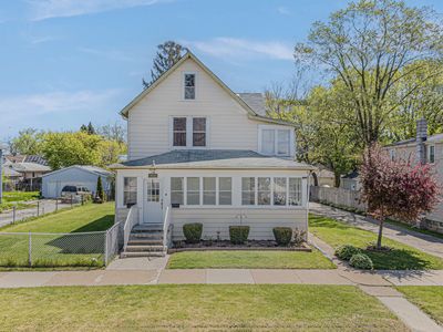619 N Jackson St, Waukegan, IL, 60085