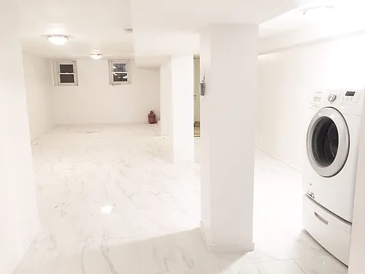 Rented by Modern Spaces | media 32