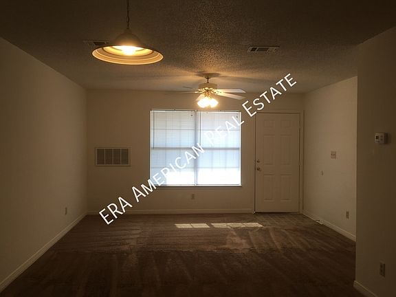 2nd image of 2809 Bradford Pl NW
