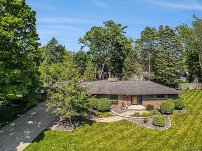 6062 Middle Lake Rd, Clarkston, MI, 48346