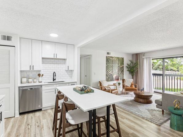 2686 Cobble Cir #9