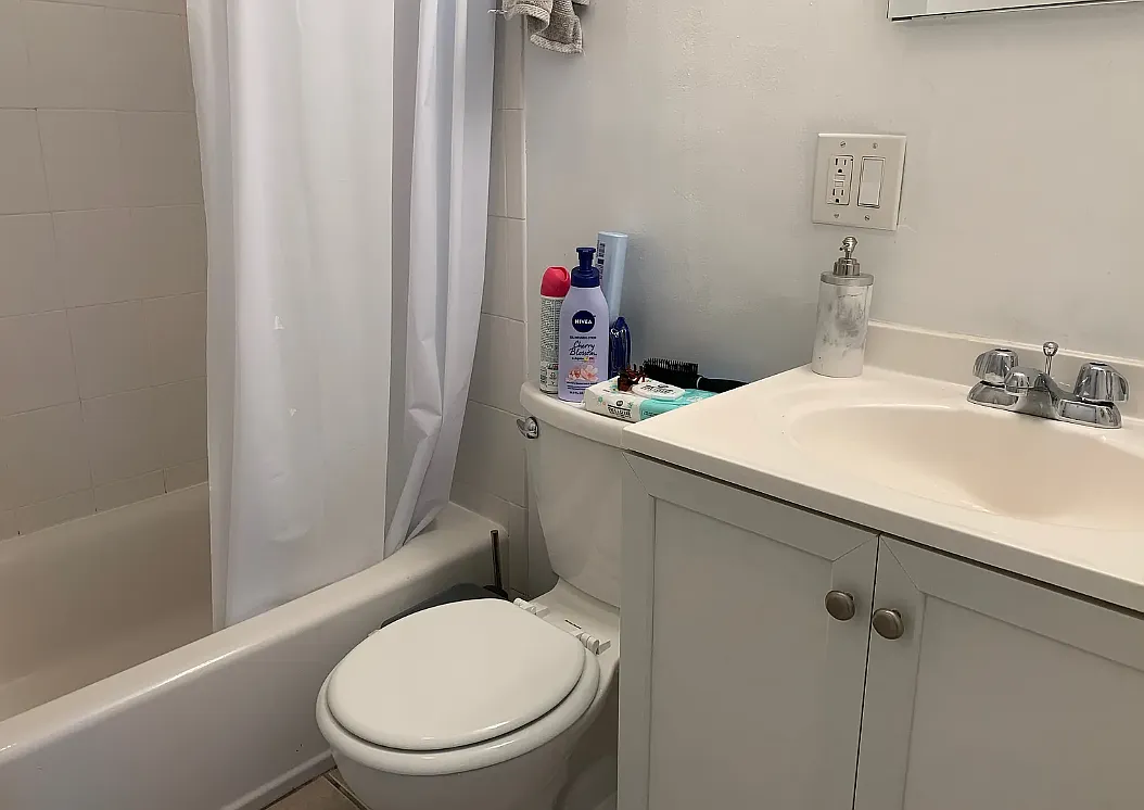 Studio, 9999 sqft, $2,350 — Photo 4
