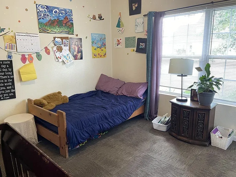1008 Granite Ct — Photo 5
