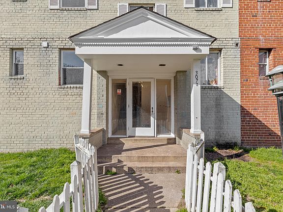3rd image of 3072 Patrick Henry Dr Suite 202