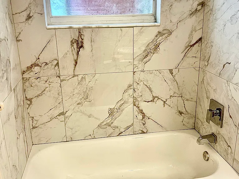 524 Florida Ave — Photo 13