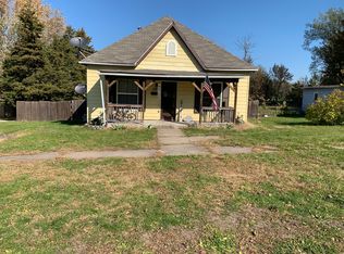 218 W Chicago Ave, Marceline, MO 64658
