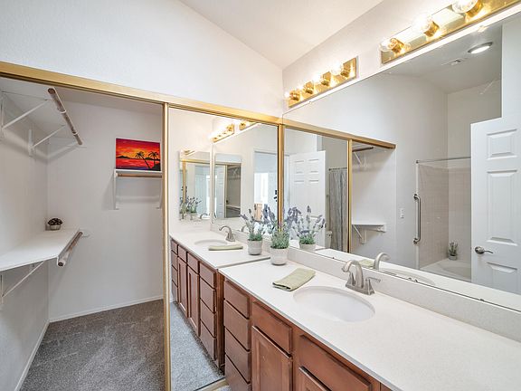 4th image of 8937 N Ferber Ct