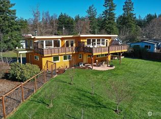 494 Labella Vista Way #A, Freeland, WA 98249