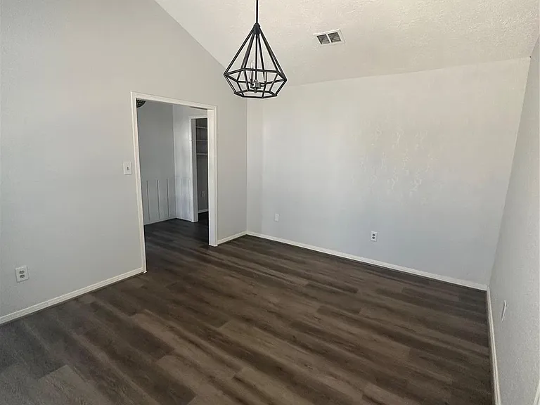 29031 Elmwood Dr — Photo 8