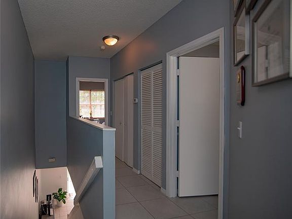3rd image of 1805 Salerno Cir