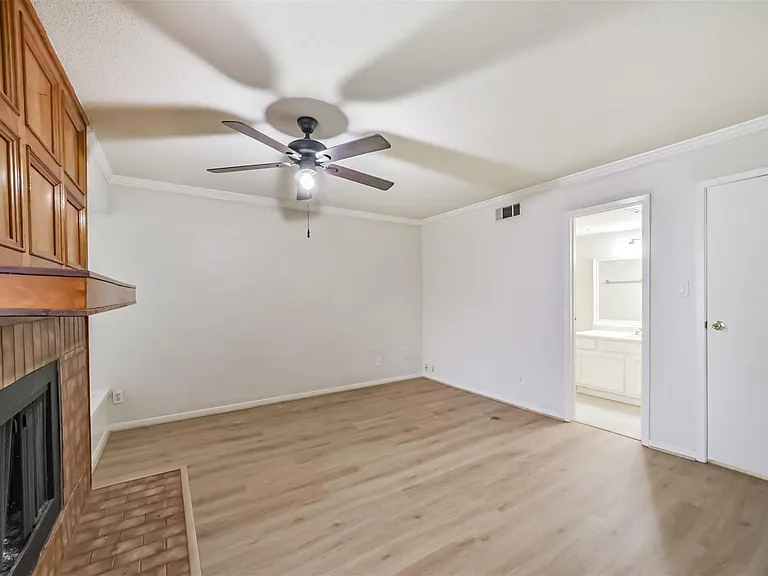 5917 Fairdale Ln #10 — Photo 40