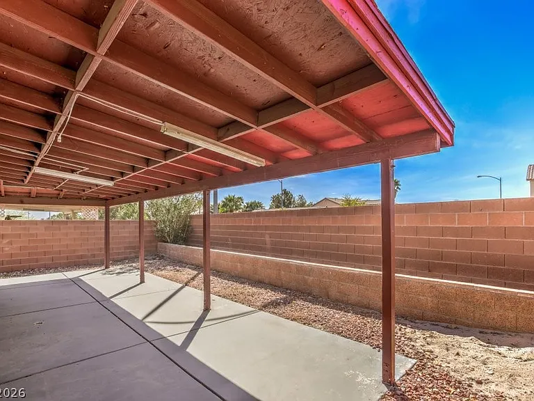 9629 Sound View Ave — Photo 25