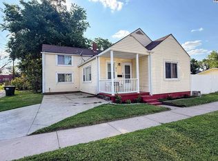 815 N Poplar St, Hutchinson, KS 67501