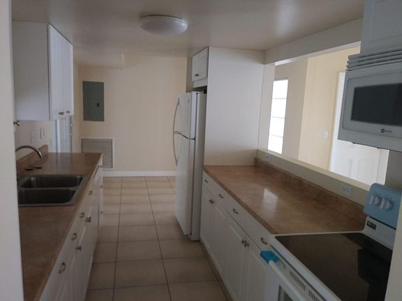 2nd image of 7013 NW 63rd Ct