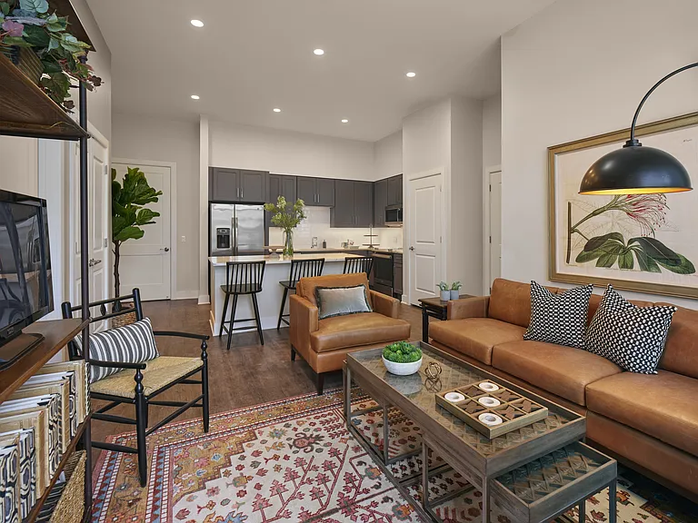 Icon Riverwalk - 55+ Active Adult Apartment Homes — Photo 20