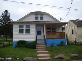 935 Narrow St, Wyoming, PA