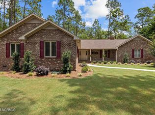 5 Tamarisk Ln, Pinehurst, NC 28374
