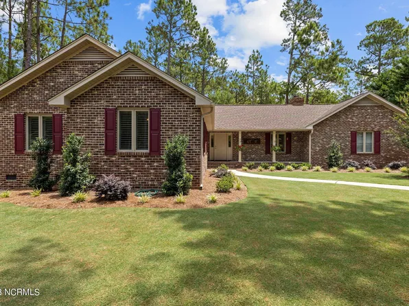 5 Tamarisk Lane, Pinehurst, NC 28374