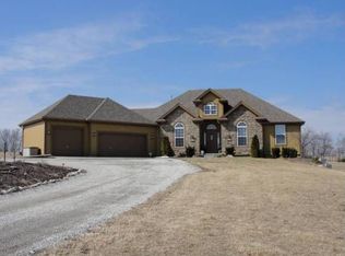 15514 S McClintock Dr, Pleasant Hill, MO 64080