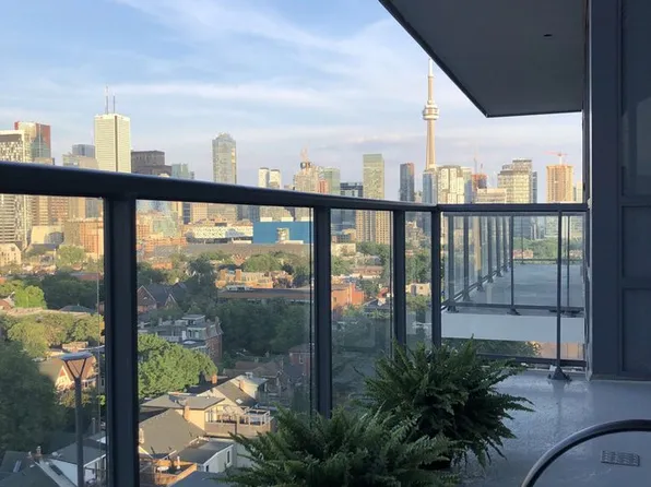 181 Huron St, Toronto, ON M5T 2B6