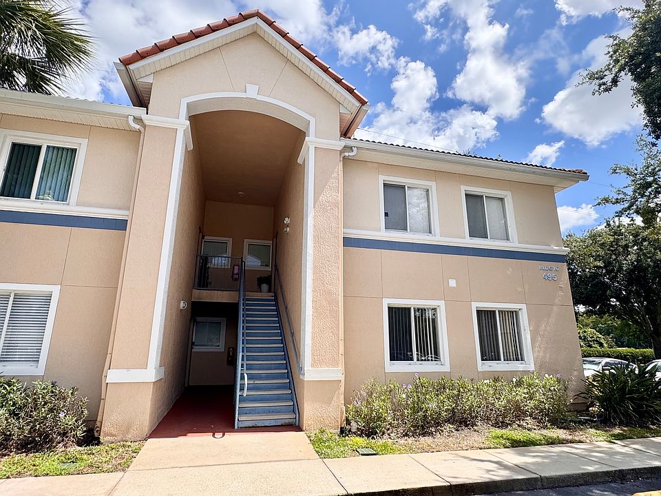 1st image of 495 Las Cortes Ln APT 106