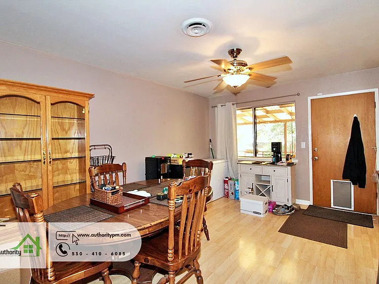 4548 Pensacola St — Photo 14