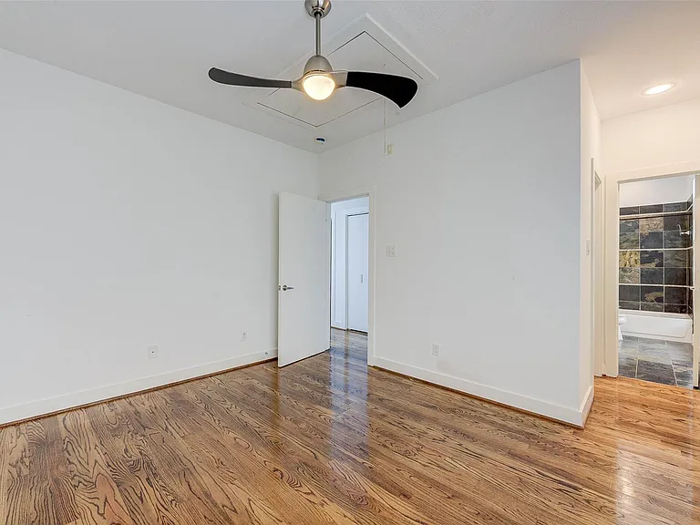 1515 Crockett St — Photo 20
